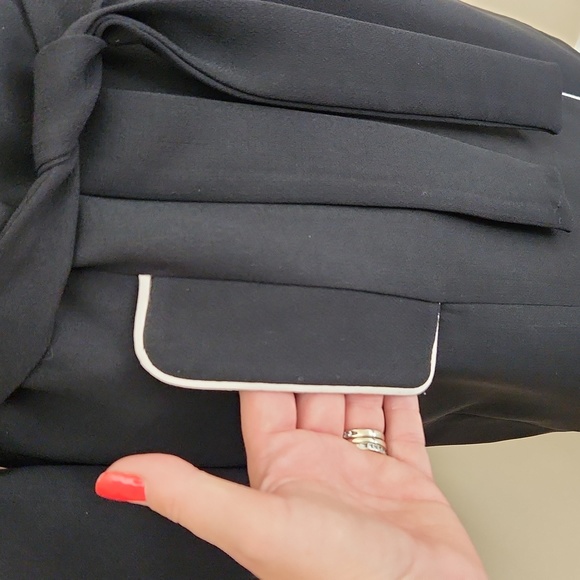 SC COLLECTION Made in Canada 3/4 Length Black Spring Trench Coat - Picture 4 of 12